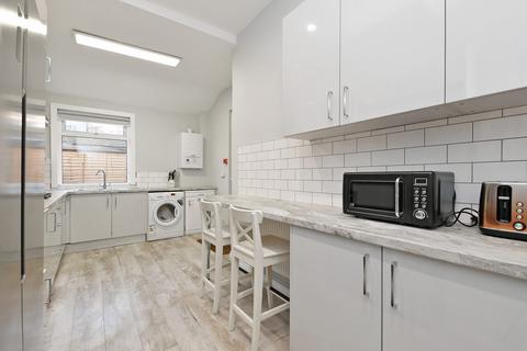 6 bedroom terraced house to rent, Granville Road, Sheffield