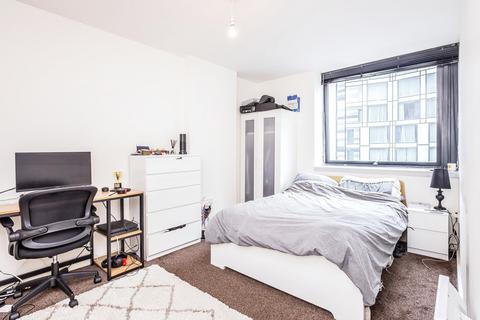 2 bedroom apartment to rent, High Street, Manchester, M4