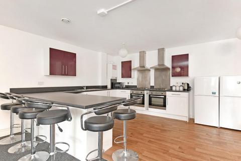 6 bedroom apartment to rent - West Street, Sheffield