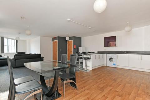 6 bedroom apartment to rent, West Street, Sheffield