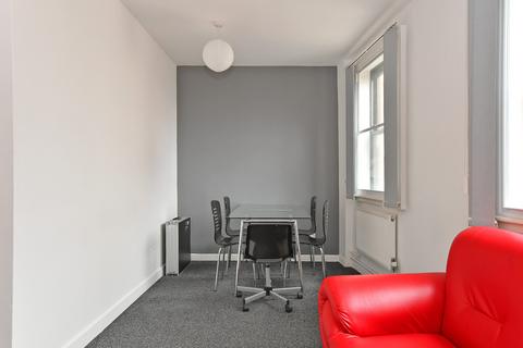 4 bedroom apartment to rent - West Street, Sheffield