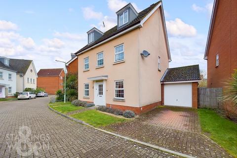 5 bedroom detached house for sale, Orchard Close, Eye