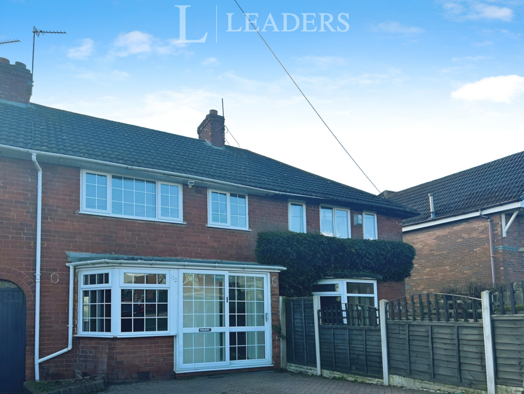 Alvechurch Road, B31 3 bed detached house £975 pcm (£225 pw)