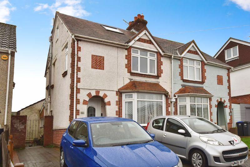 Devizes Road, Salisbury 3 bed semidetached house for sale £365,000