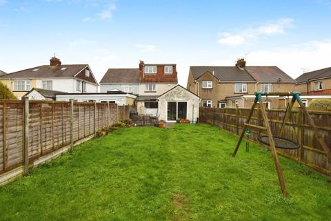 3 bedroom semi-detached house for sale, Devizes Road, Salisbury                                                  *NO ONWARD CHAIN!*