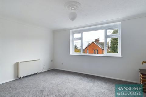 2 bedroom apartment for sale, Aborn Parade, West End Road, Mortimer Common, Reading, RG7