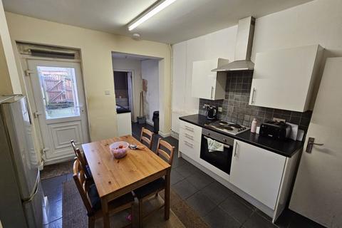 4 bedroom terraced house for sale - Bushbury Lane, Bushbury, Wolverhampton