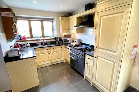 2 bedroom semi-detached house for sale, Holyhead Road, Llangollen