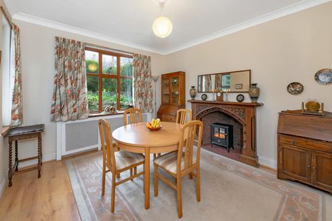 4 bedroom detached house for sale - Pampisford Road, Purley CR8