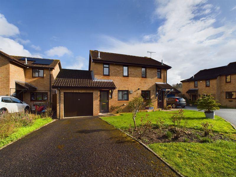 The Newlands, Abergavenny 2 bed semidetached house for sale £245,000