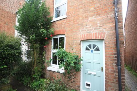 2 bedroom terraced house to rent, Radford Cottages, Leam Terrace, Leamington Spa, CV31