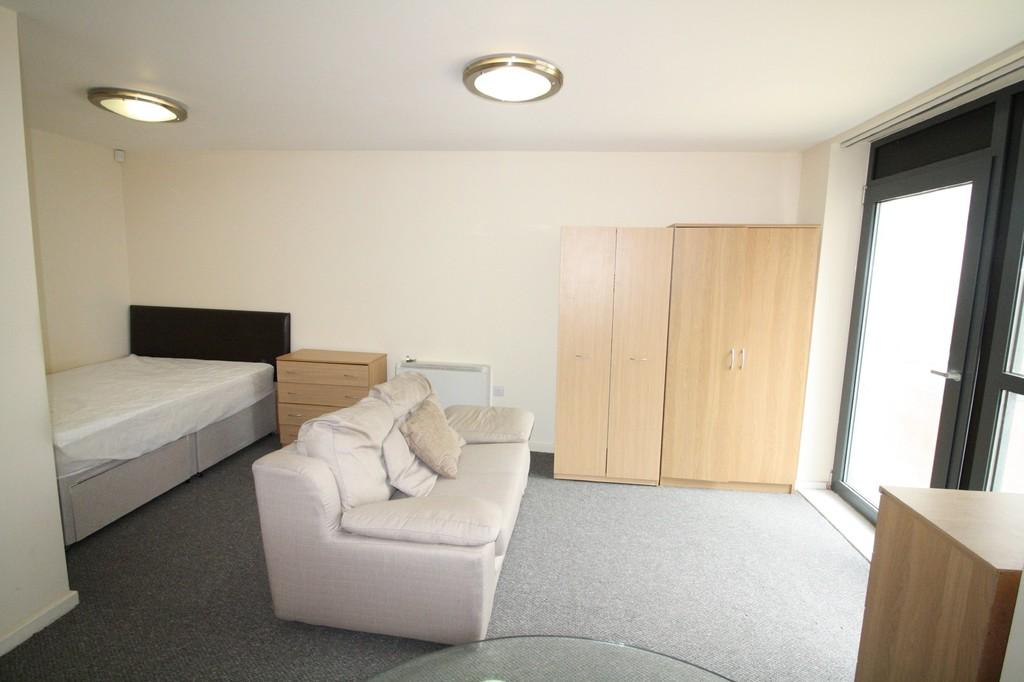Apartment in Sheffield - View 2