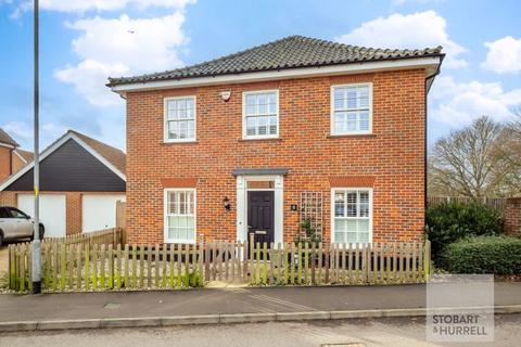 4 bedroom detached house for sale, Wilson Road, Norwich NR12