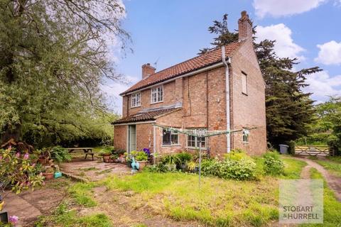 3 bedroom detached house for sale, 80 Norwich Road, Norwich NR12