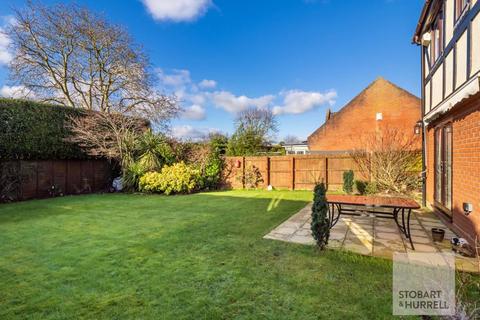 4 bedroom detached house for sale - Abbot Road, Norwich NR12