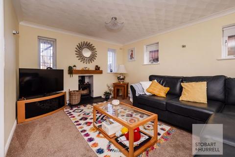 11 Abbot Road, Horning, Norwich, NR12 8PN