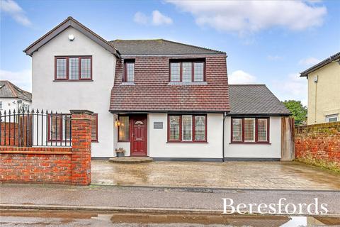 3 bedroom detached house for sale, Cricketers Row, Herongate, CM13