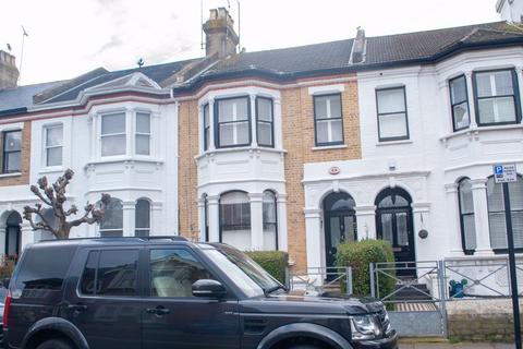 2 bedroom apartment for sale, Park Road, Westcliff-On-Sea SS0