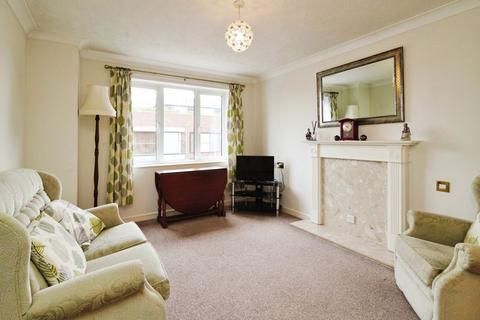 1 bedroom flat for sale, Nizells Avenue, Hove BN3