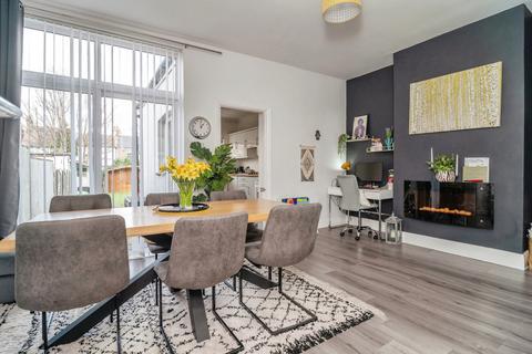 361 Central Avenue, Southend-on-sea, SS2 4EF
