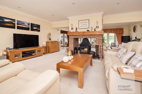 4 bedroom detached bungalow for sale, Charles Close, Norwich NR12