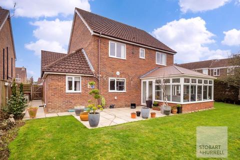 5 bedroom detached house for sale, Jenny Road, Norwich NR10
