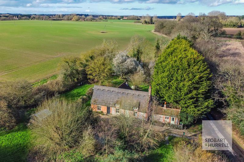 Aylmerton Road, Norwich NR11 3 bed detached house for sale £650,000