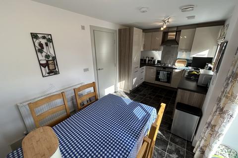 37 Parkside, Auchterarder, PH3 1GG