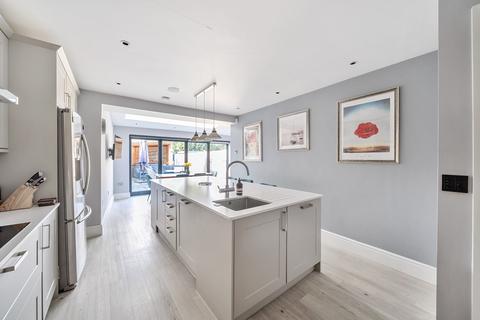 41 Benner Lane, West End, Woking, GU24 9JR
