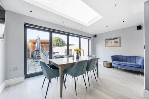 41 Benner Lane, West End, Woking, GU24 9JR