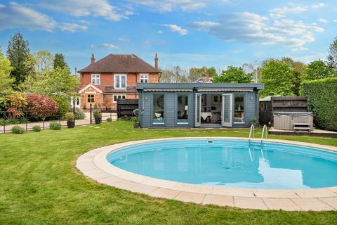 The Orchards Station Road, Fladbury, Pershore, WR10 2QP