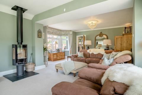 The Orchards Station Road, Fladbury, Pershore, WR10 2QP
