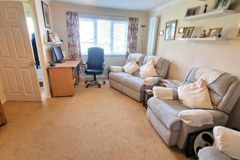 3 bedroom end of terrace house for sale, Downsview Road, Bembridge, Isle of Wight, PO35 5QT