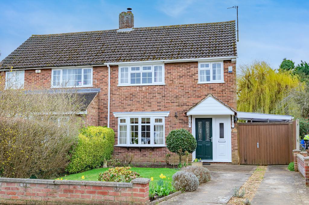 Bromham MK43 3 bed semidetached house for sale £380,000