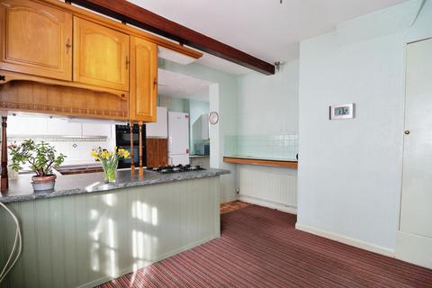 3 bedroom detached house for sale, Lonsdale Road, Southend-on-sea, SS2