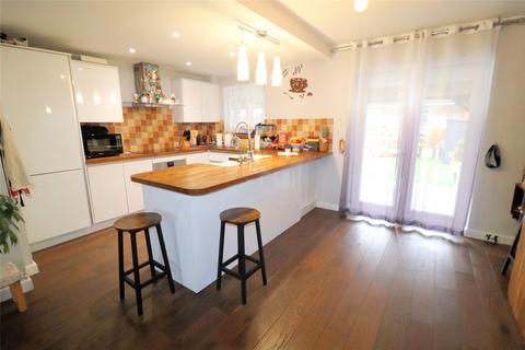 4 bedroom semi-detached house for sale, Masefield Close, Slade Green, Kent, DA8