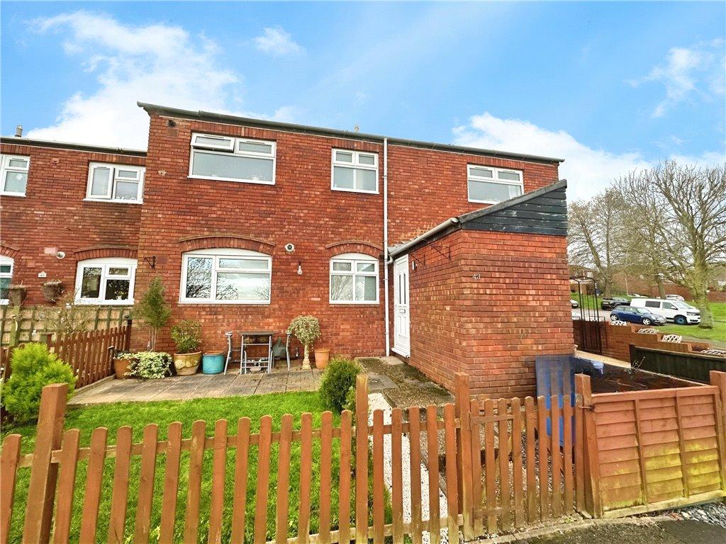 Foster Avenue, Windsor, Berkshire 2 bed for sale £310,000