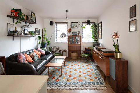 19, Elizabeth Court Tryon Crescent, London, E9 7RY