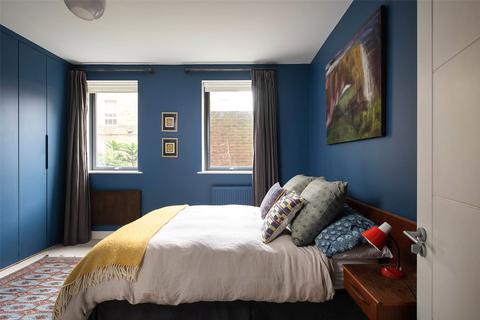 19, Elizabeth Court Tryon Crescent, London, E9 7RY