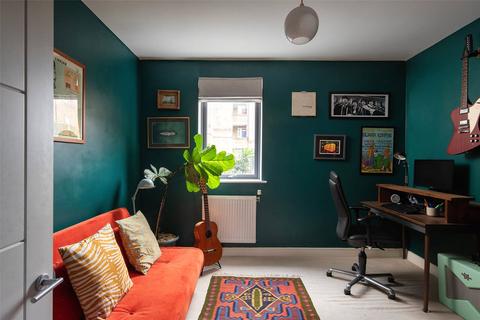 19, Elizabeth Court Tryon Crescent, London, E9 7RY