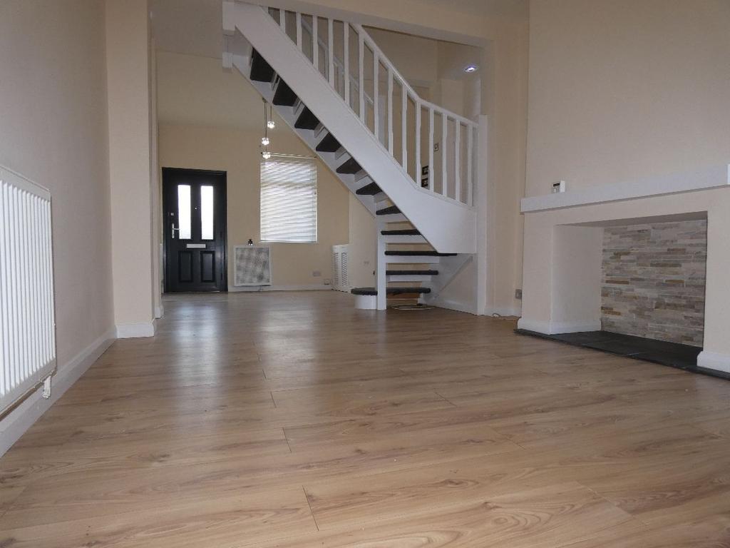 Whieldon Road, Heron Cross, StokeonTrent, ST4 4JG 2 bed terraced