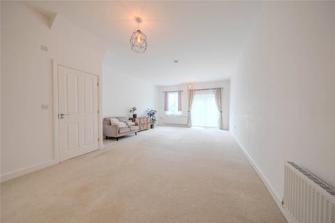 3 bedroom terraced house for sale, Stonebridge Vale, Leeds, West Yorkshire