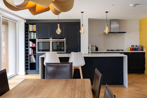 18 Ainsty Grove, York, YO24 1HQ