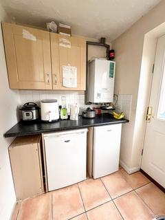 1 bedroom in a flat share to rent, Croyland Road, Elstow, Bedford
