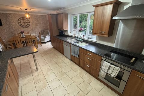 4 bedroom detached house for sale, Pontsian, Llandysul, SA44