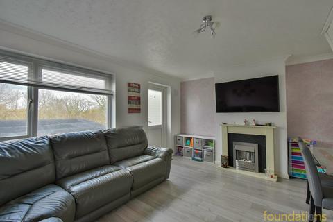 3 bedroom terraced house for sale, Ian Close, Bexhill-on-Sea, TN40