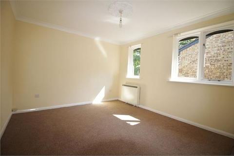 1 bedroom flat to rent - Howard Close, Waltham Abbey