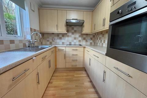 2 bedroom retirement property for sale, Station Road, Addlestone KT15