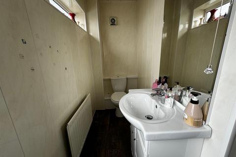 undefined, Grassdale, Durham