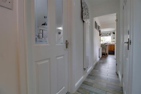 12 Blinkhorns Bridge Lane, Gloucester, GL2 0SL